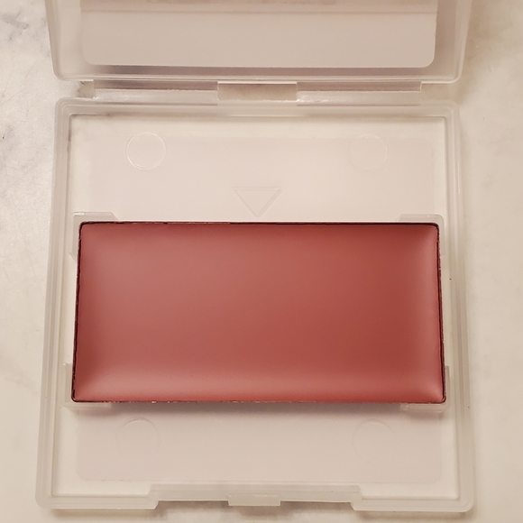 Mary Kay Lip & Cheek Cream Blush - Mauve Sunset - Picture 2 of 2